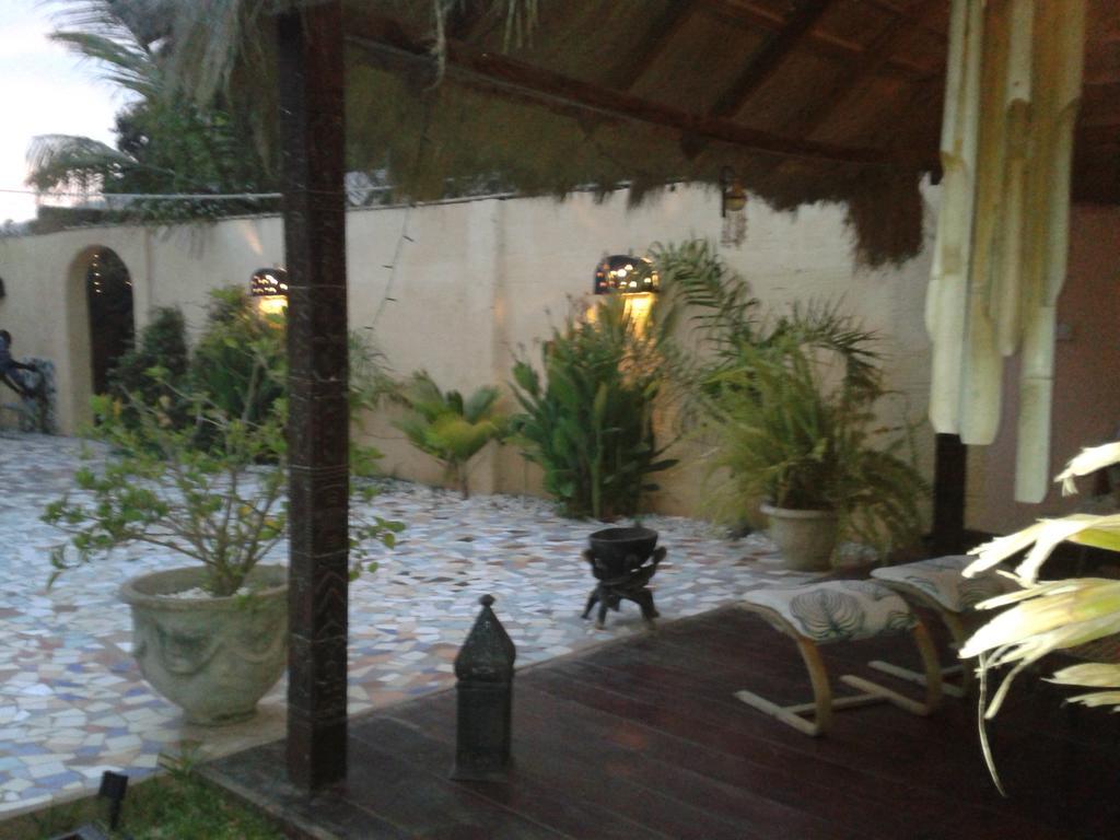 Mandinka Lodge Кололи Экстерьер фото