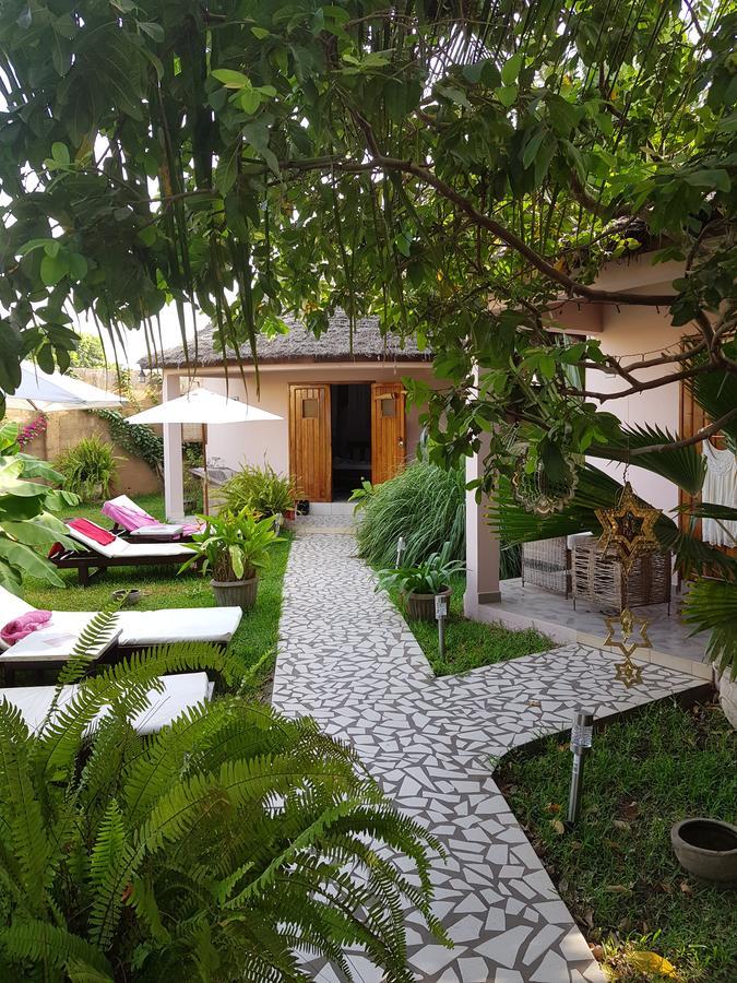 Mandinka Lodge Кололи Экстерьер фото