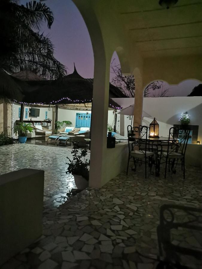 Mandinka Lodge Кололи Экстерьер фото